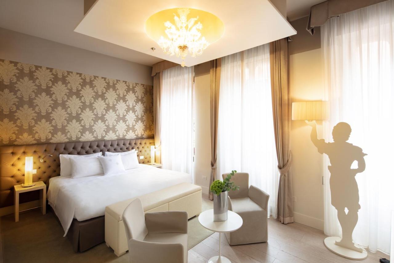 Premium Double or Twin Room with View,1174067163:JPEG