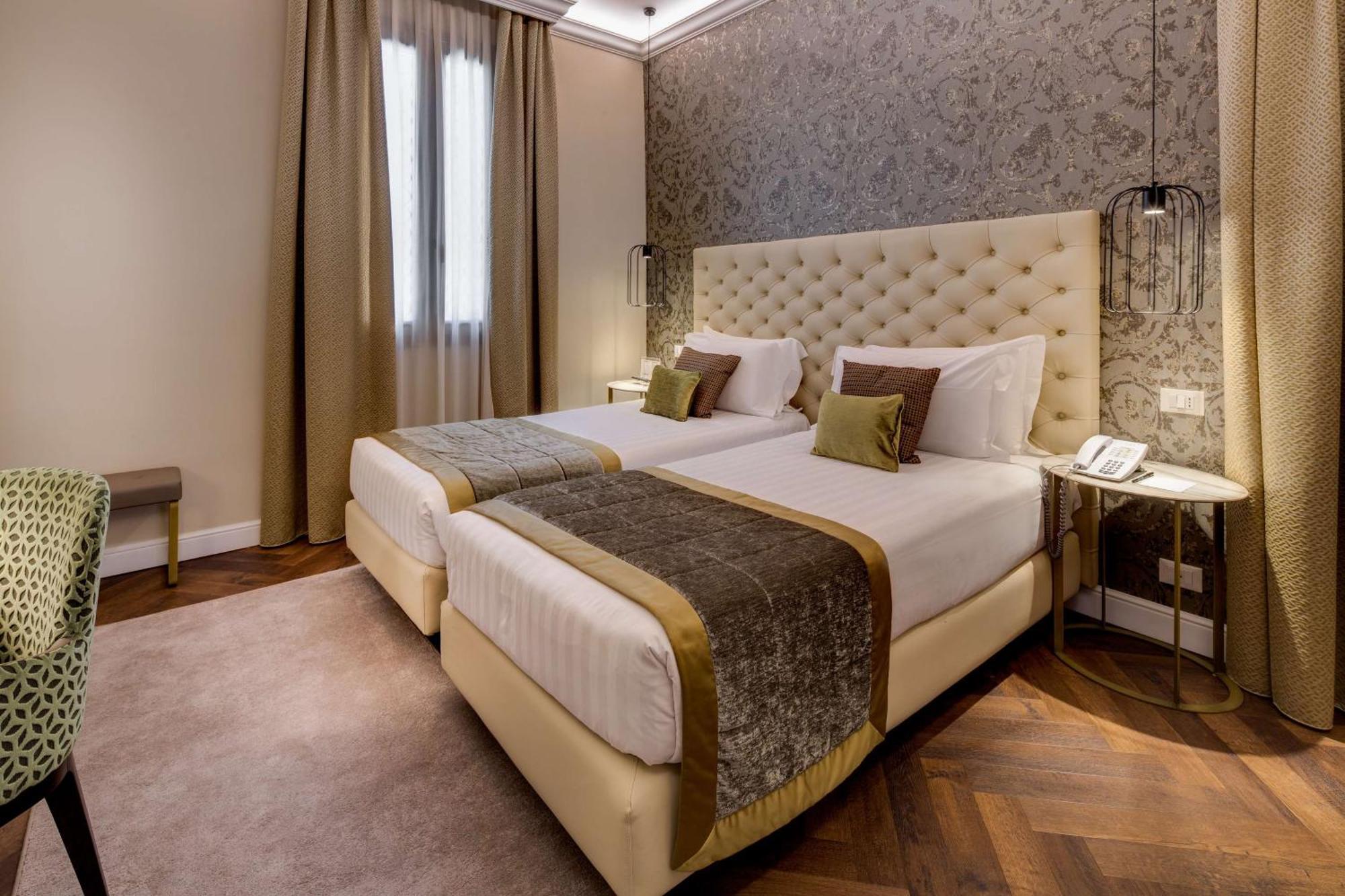 Superior Queen Room,1433204260:JPEG