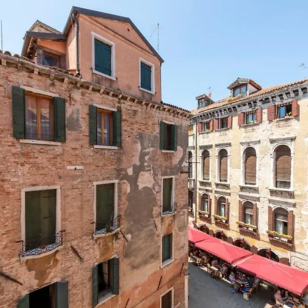 H10 Palazzo Canova-2