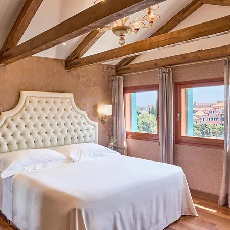 Hotel Santa Chiara-3